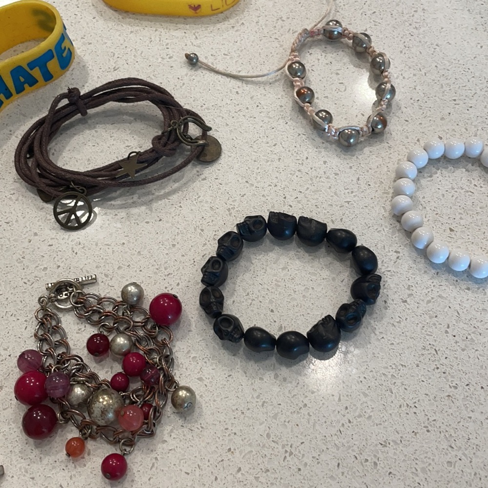 Huge bracelet bundle - Picture 5 of 5